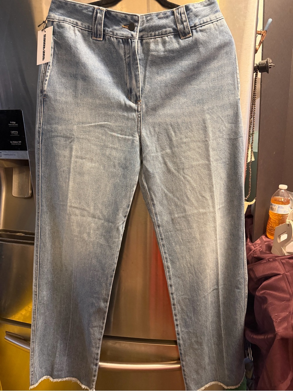 Women's Light Wash Straight-Leg Jeans — Mid-Rise Casual Fit